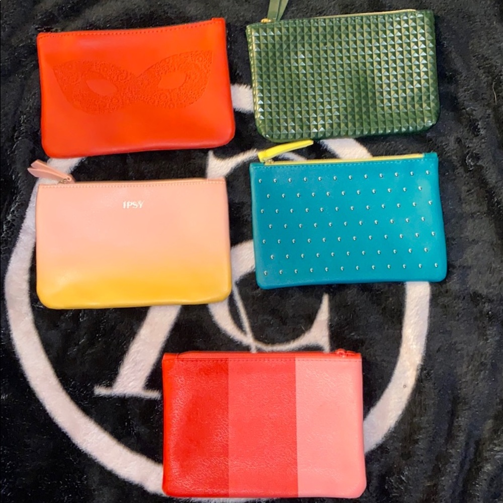 Makeup bag bundle